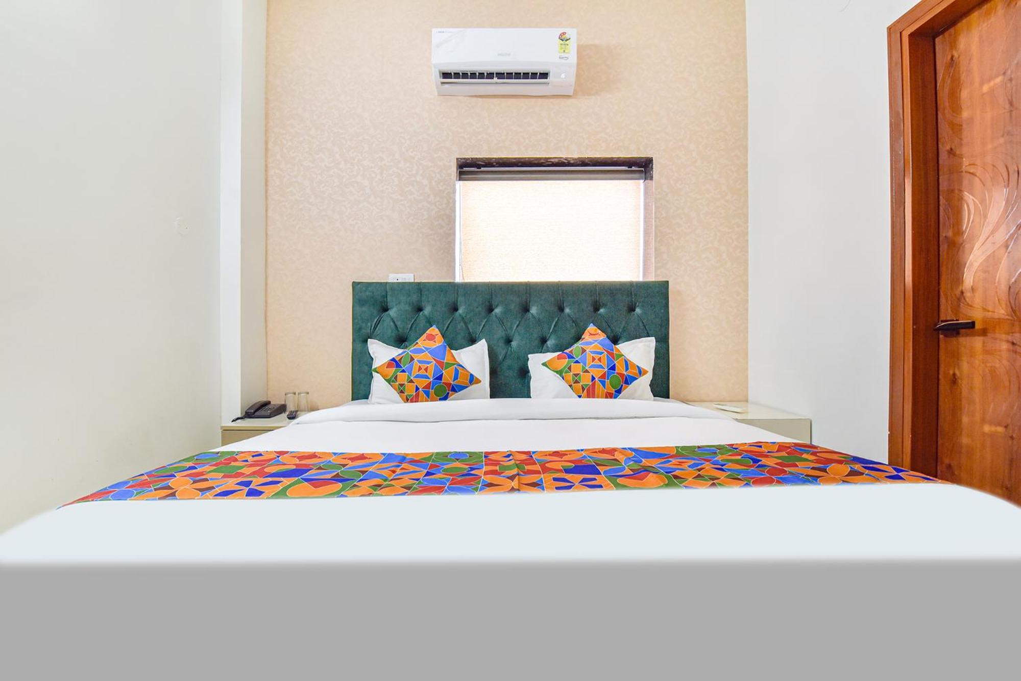 Fabhotel Prince 24 Mohali Bagian luar foto