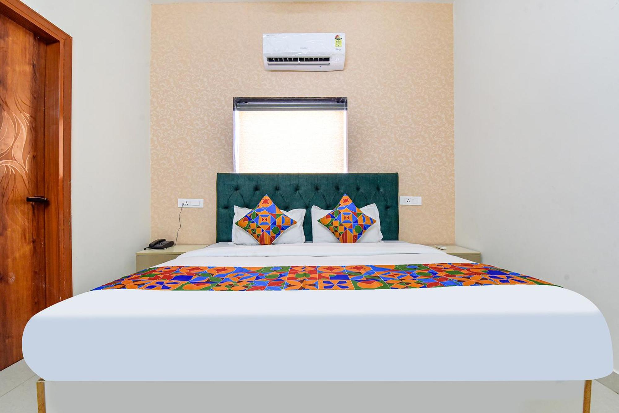 Fabhotel Prince 24 Mohali Bagian luar foto